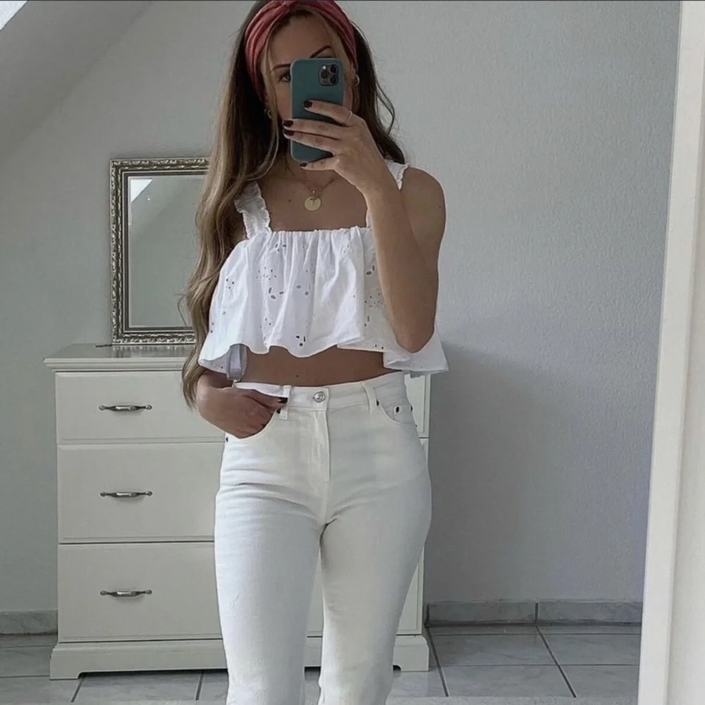 Zara White Embroidered Top - Picture 4 of 16